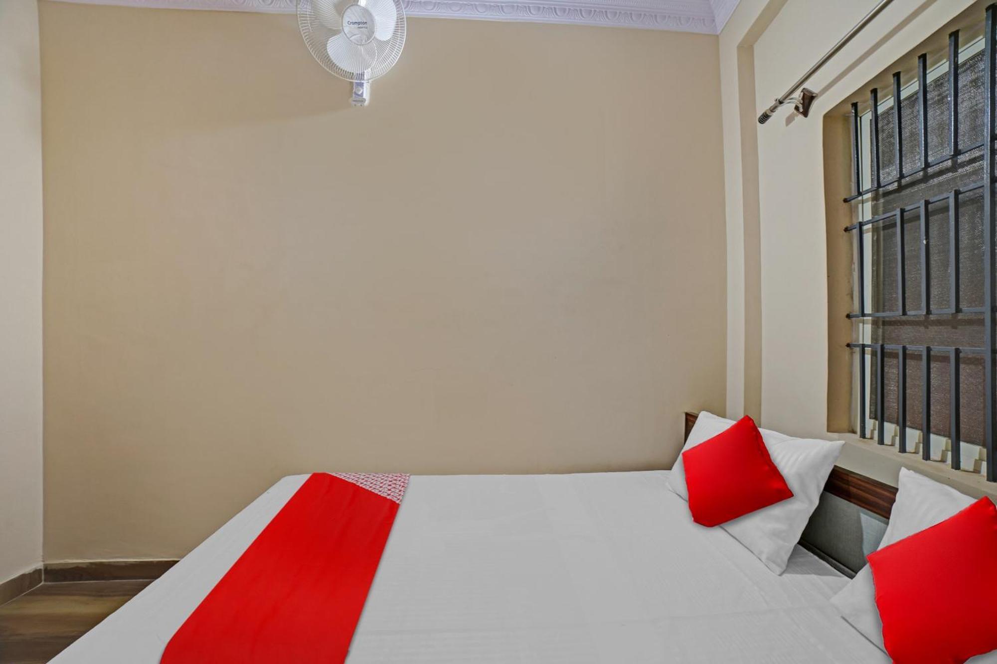 Spot On 81074 Sk Lodge Bangalore Esterno foto