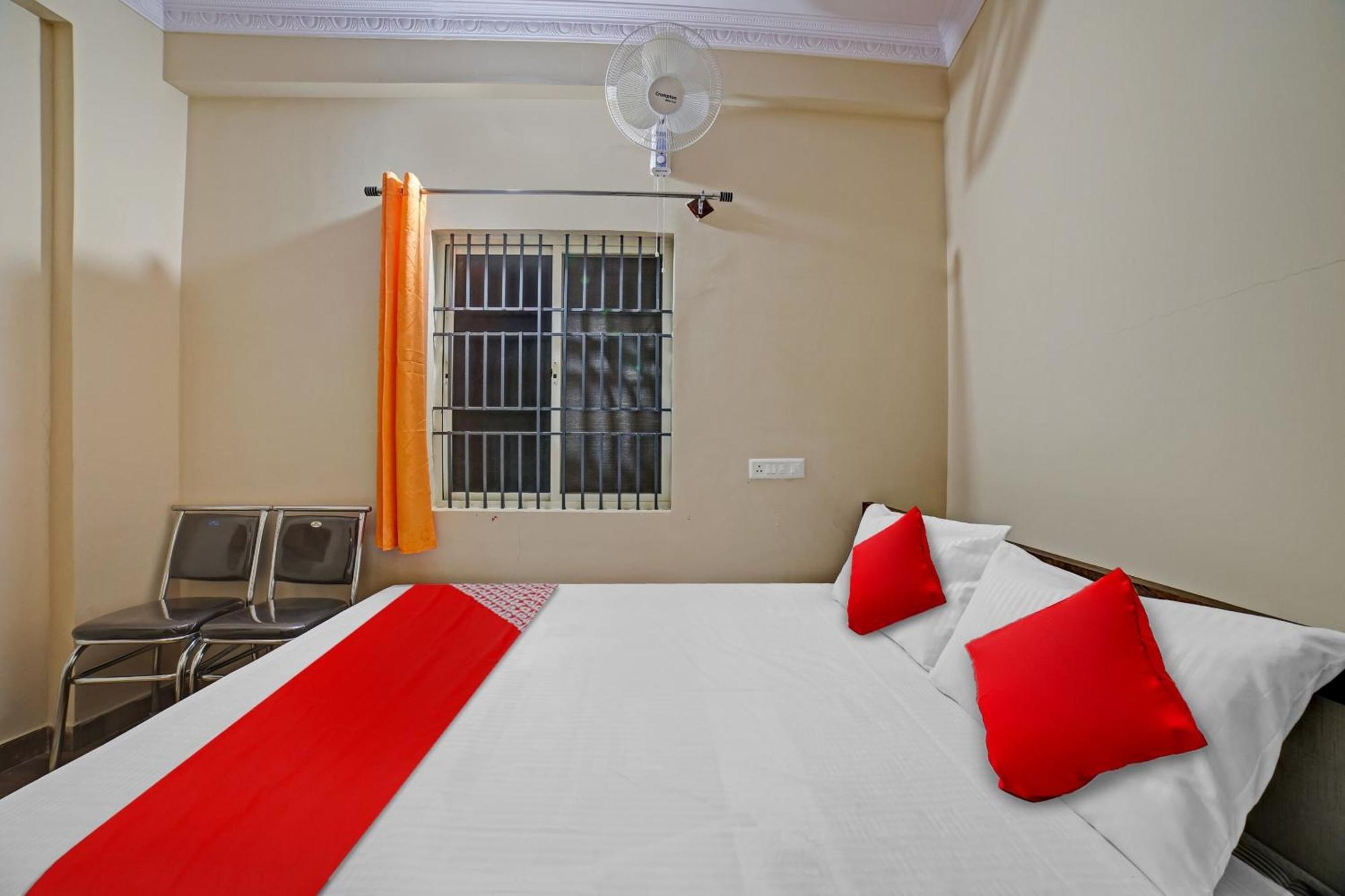 Spot On 81074 Sk Lodge Bangalore Esterno foto